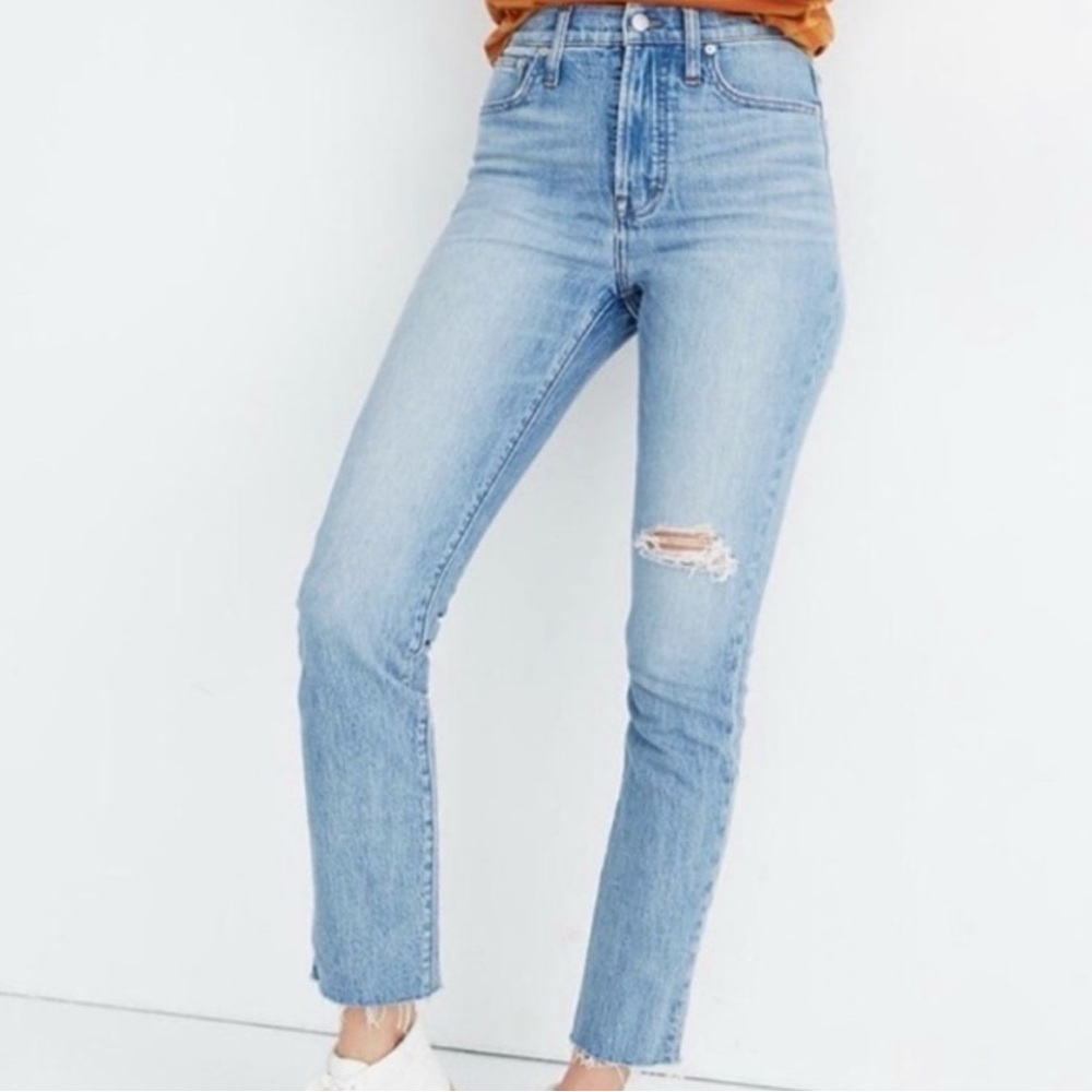 Madewell “The Perfect Vintage Jean” LightWash Distressed size 26
